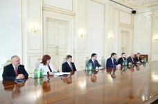 President Ilham Aliyev receives delegation led by Deputy Prime Minister of Slovakia (PHOTO/VIDEO)