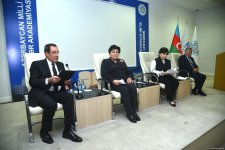 Baku conference on 'Azerbaijani literary language standards in media' wraps up (PHOTO)