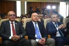 Baku conference on 'Azerbaijani literary language standards in media' wraps up (PHOTO)