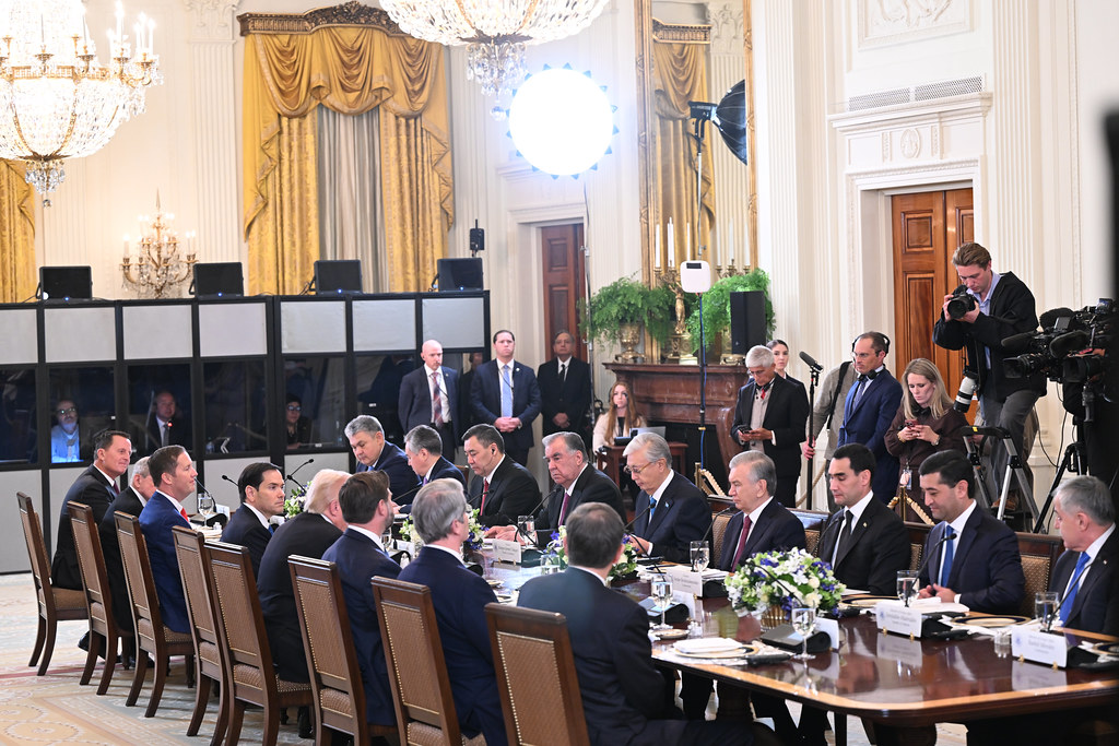 Tajikistan eyes stronger trade and green energy partnerships, Rahmon says at C5+1