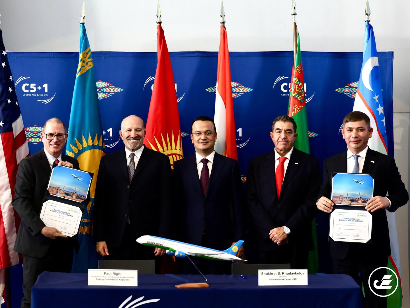 Boeing finalizes Dreamliner 787-9 order with Uzbekistan Airways