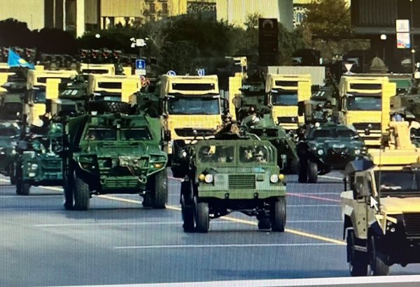 Azerbaijan makes debut showcasing of several military vehicles at parade
