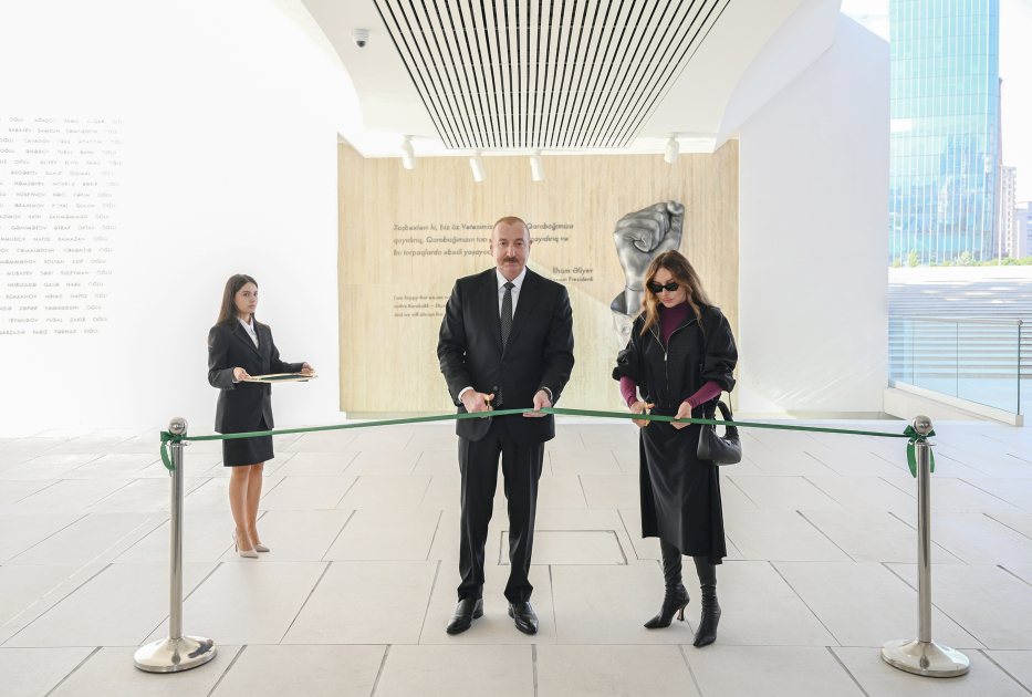 President Ilham Aliyev, First Lady Mehriban Aliyeva visit Victory Monument in Baku, attend opening of Victory Museum (PHOTO/VIDEO)