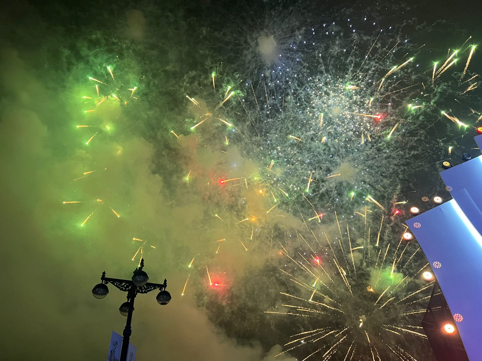 Baku celebrates Victory Day with grand fireworks show (PHOTO/VIDEO)