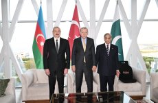 President Ilham Aliyev, President of Türkiye, PM of Pakistan hold trilateral meeting (PHOTO)