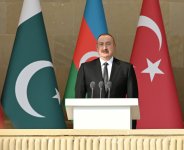 President Ilham Aliyev, First Lady Mehriban Aliyeva, President Erdoğan, Pakistani PM attend Military Parade in Baku (PHOTO/VIDEO)