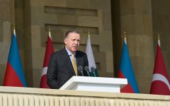 President Ilham Aliyev, First Lady Mehriban Aliyeva, President Erdoğan, Pakistani PM attend Military Parade in Baku (PHOTO/VIDEO)