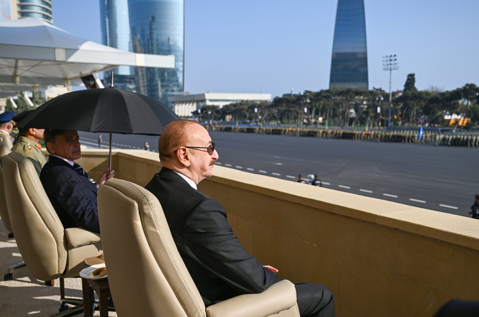 President Ilham Aliyev, First Lady Mehriban Aliyeva, President Erdoğan, Pakistani PM attend Military Parade in Baku (PHOTO/VIDEO)