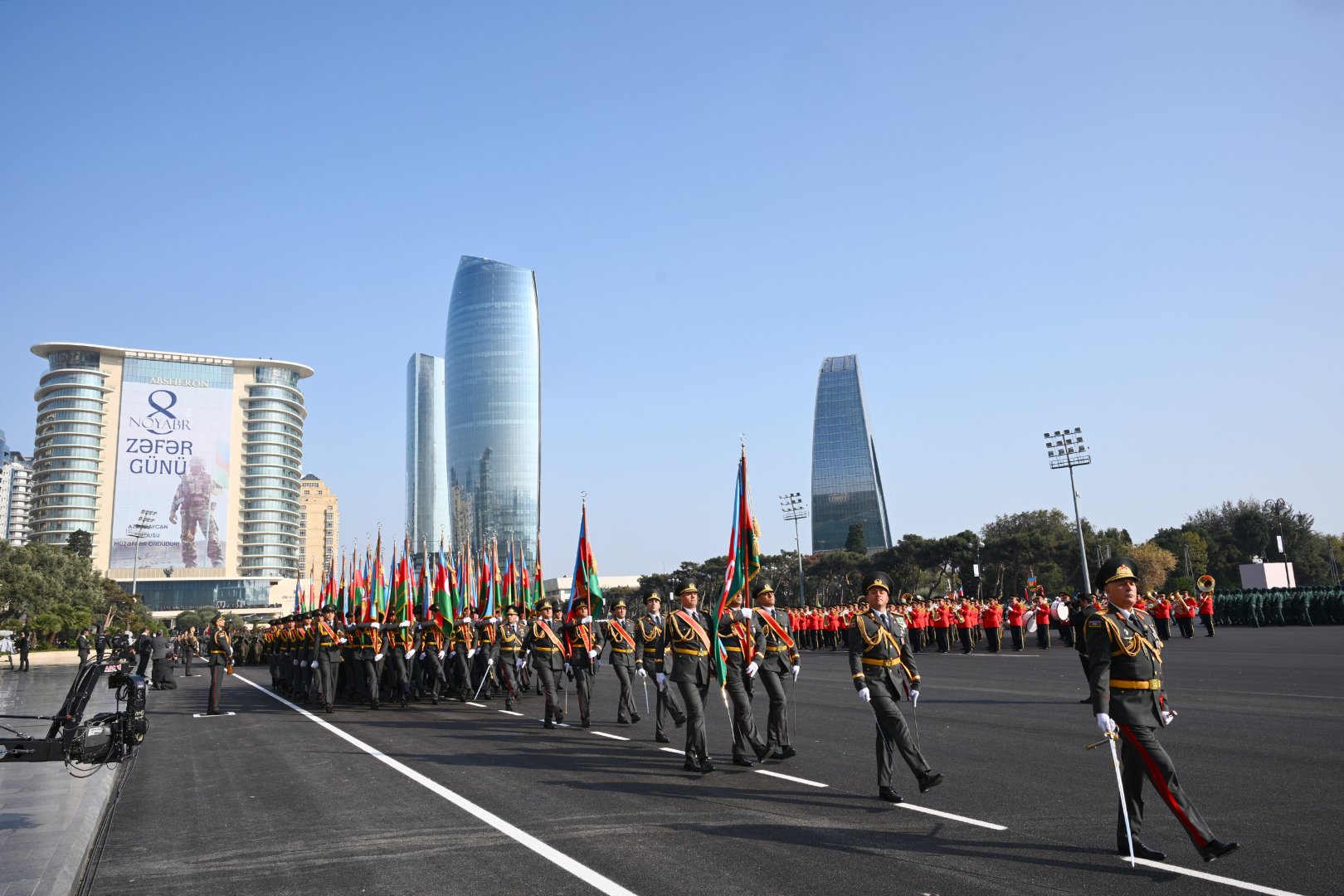 President Ilham Aliyev, First Lady Mehriban Aliyeva, President Erdoğan, Pakistani PM attend Military Parade in Baku (PHOTO/VIDEO)
