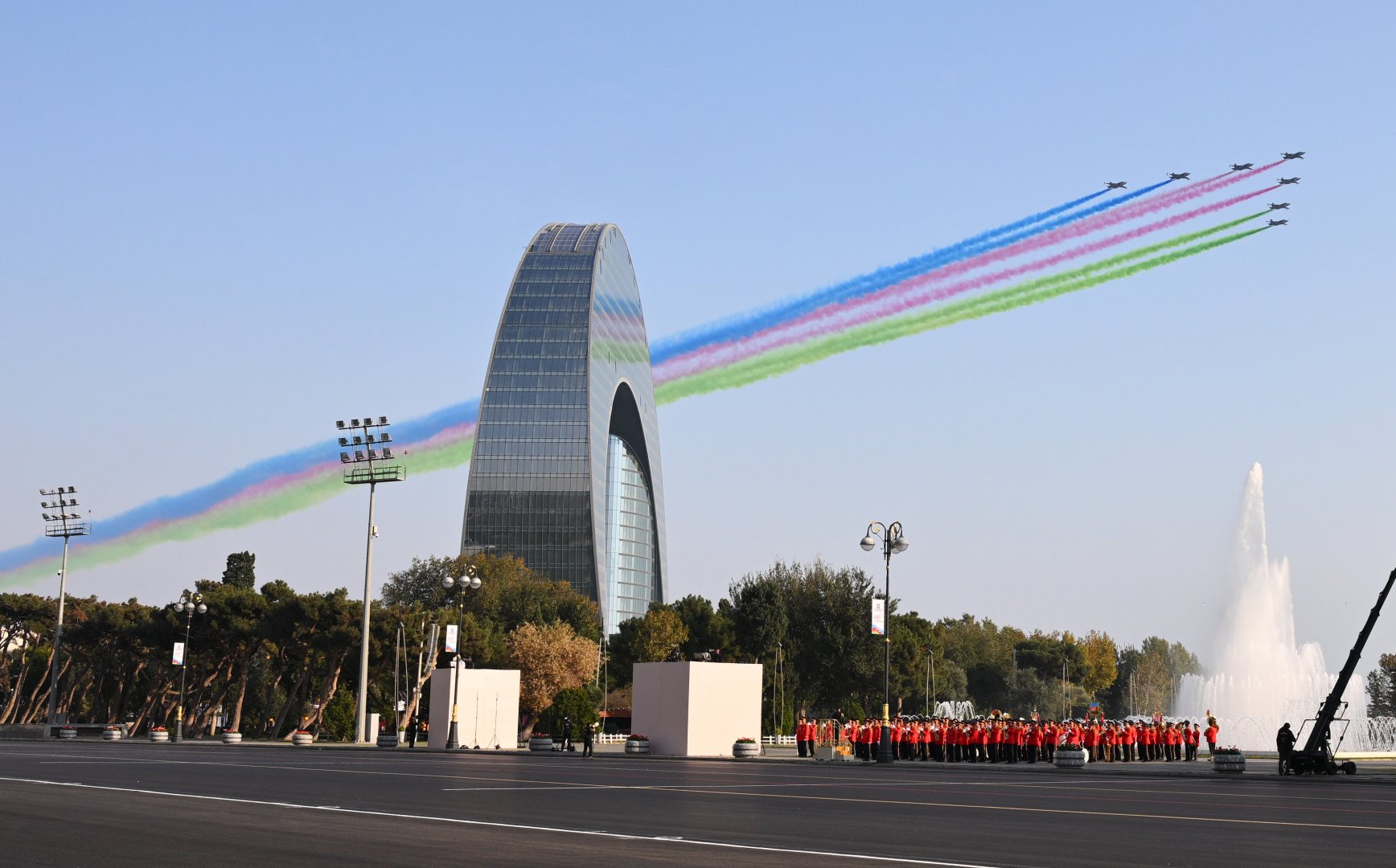 President Ilham Aliyev, First Lady Mehriban Aliyeva, President Erdoğan, Pakistani PM attend Military Parade in Baku (PHOTO/VIDEO)