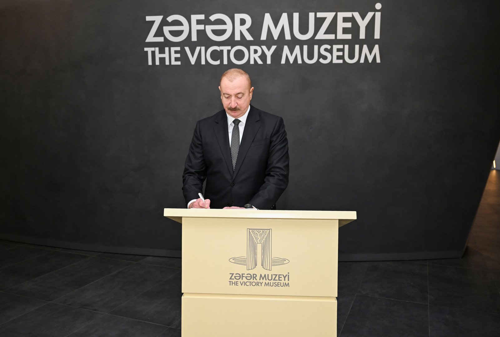 President Ilham Aliyev, First Lady Mehriban Aliyeva visit Victory Monument in Baku, attend opening of Victory Museum (PHOTO/VIDEO)