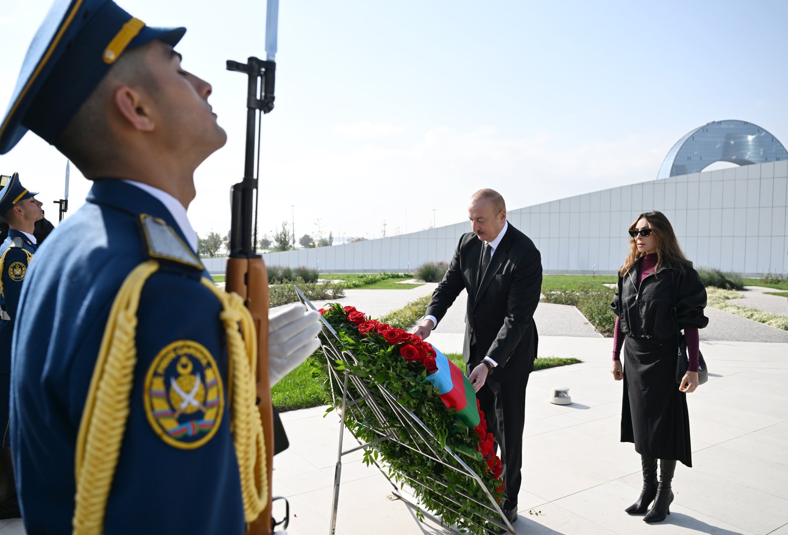 President Ilham Aliyev, First Lady Mehriban Aliyeva visit Victory Monument in Baku, attend opening of Victory Museum (PHOTO/VIDEO)