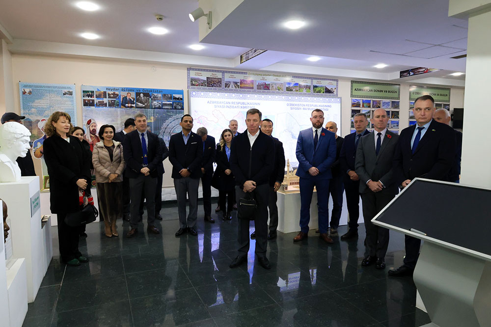 Azerbaijan’s representations abroad mark 5th anniversary of nation's Victory Day (PHOTO)