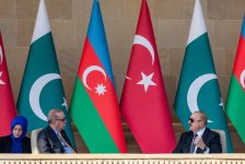 President Ilham Aliyev, First Lady Mehriban Aliyeva, President Erdoğan, Pakistani PM attend Military Parade in Baku (PHOTO/VIDEO)