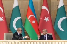 President Ilham Aliyev, First Lady Mehriban Aliyeva, President Erdoğan, Pakistani PM attend Military Parade in Baku (PHOTO/VIDEO)