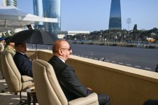 President Ilham Aliyev, First Lady Mehriban Aliyeva, President Erdoğan, Pakistani PM attend Military Parade in Baku (PHOTO/VIDEO)