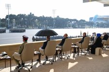 President Ilham Aliyev, First Lady Mehriban Aliyeva, President Erdoğan, Pakistani PM attend Military Parade in Baku (PHOTO/VIDEO)