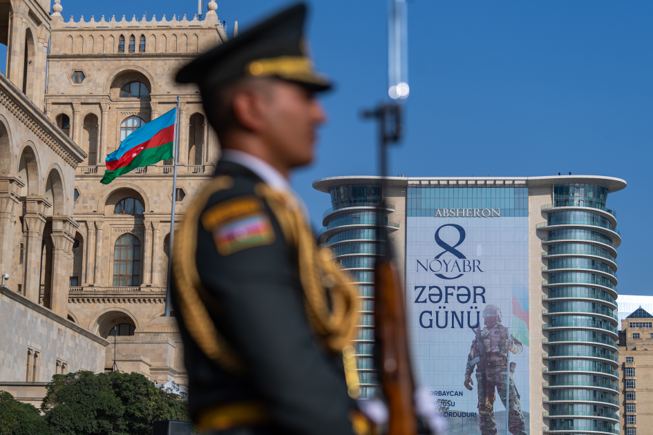 President Ilham Aliyev, First Lady Mehriban Aliyeva, President Erdoğan, Pakistani PM attend Military Parade in Baku (PHOTO/VIDEO)
