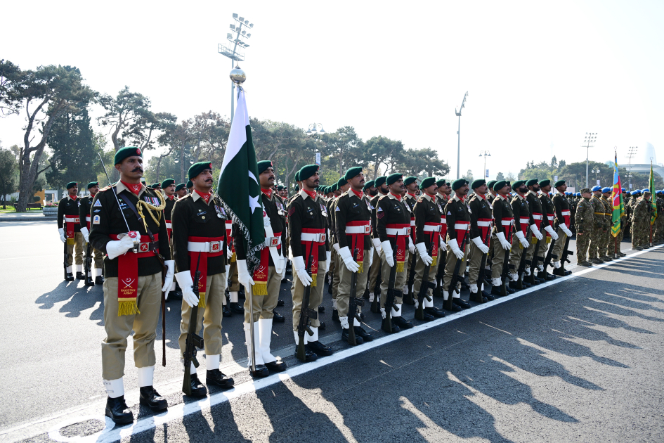 President Ilham Aliyev, First Lady Mehriban Aliyeva, President Erdoğan, Pakistani PM attend Military Parade in Baku (PHOTO/VIDEO)