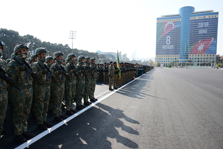 President Ilham Aliyev, First Lady Mehriban Aliyeva, President Erdoğan, Pakistani PM attend Military Parade in Baku (PHOTO/VIDEO)