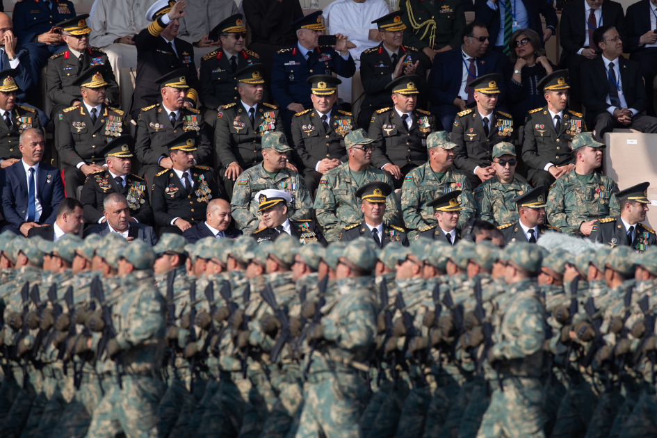 President Ilham Aliyev, First Lady Mehriban Aliyeva, President Erdoğan, Pakistani PM attend Military Parade in Baku (PHOTO/VIDEO)