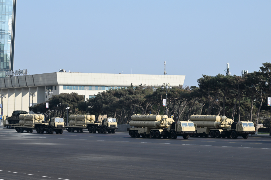 President Ilham Aliyev, First Lady Mehriban Aliyeva, President Erdoğan, Pakistani PM attend Military Parade in Baku (PHOTO/VIDEO)