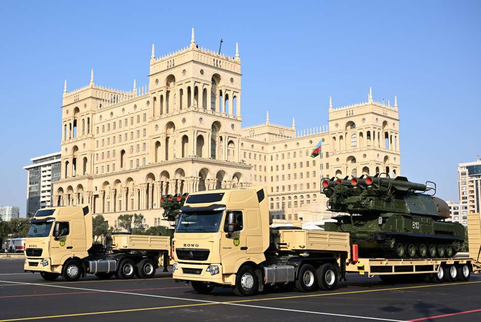 President Ilham Aliyev, First Lady Mehriban Aliyeva, President Erdoğan, Pakistani PM attend Military Parade in Baku (PHOTO/VIDEO)
