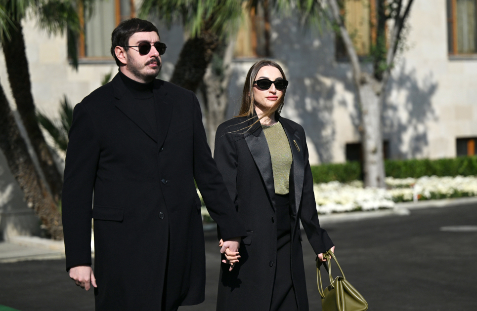 President Ilham Aliyev, First Lady Mehriban Aliyeva, President Erdoğan, Pakistani PM attend Military Parade in Baku (PHOTO/VIDEO)