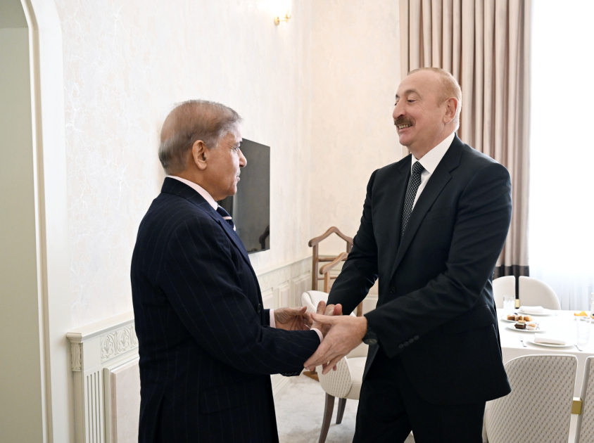 President Ilham Aliyev, First Lady Mehriban Aliyeva, President Erdoğan, Pakistani PM attend Military Parade in Baku (PHOTO/VIDEO)