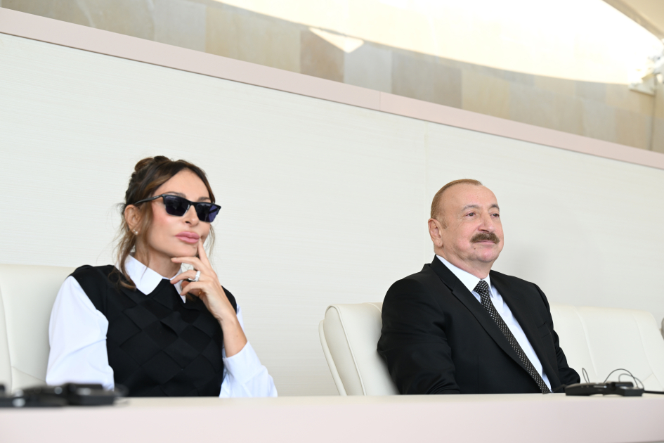 President Ilham Aliyev, First Lady Mehriban Aliyeva, President Erdoğan, Pakistani PM attend Military Parade in Baku (PHOTO/VIDEO)