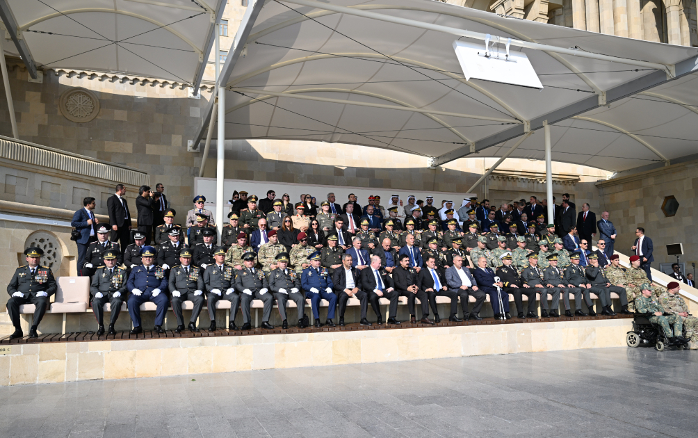 President Ilham Aliyev, First Lady Mehriban Aliyeva, President Erdoğan, Pakistani PM attend Military Parade in Baku (PHOTO/VIDEO)