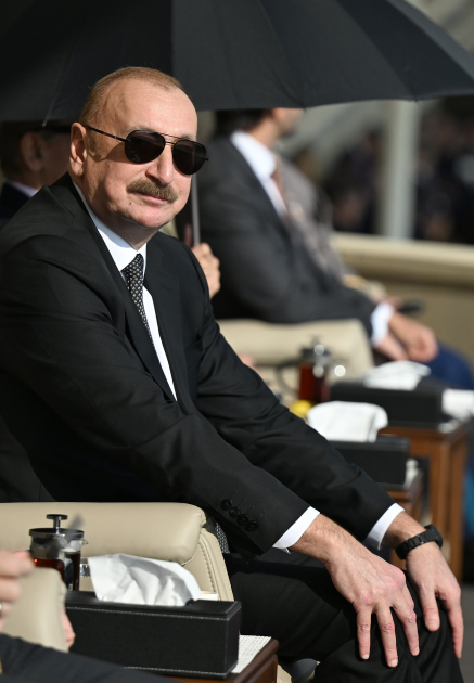 President Ilham Aliyev, First Lady Mehriban Aliyeva, President Erdoğan, Pakistani PM attend Military Parade in Baku (PHOTO/VIDEO)