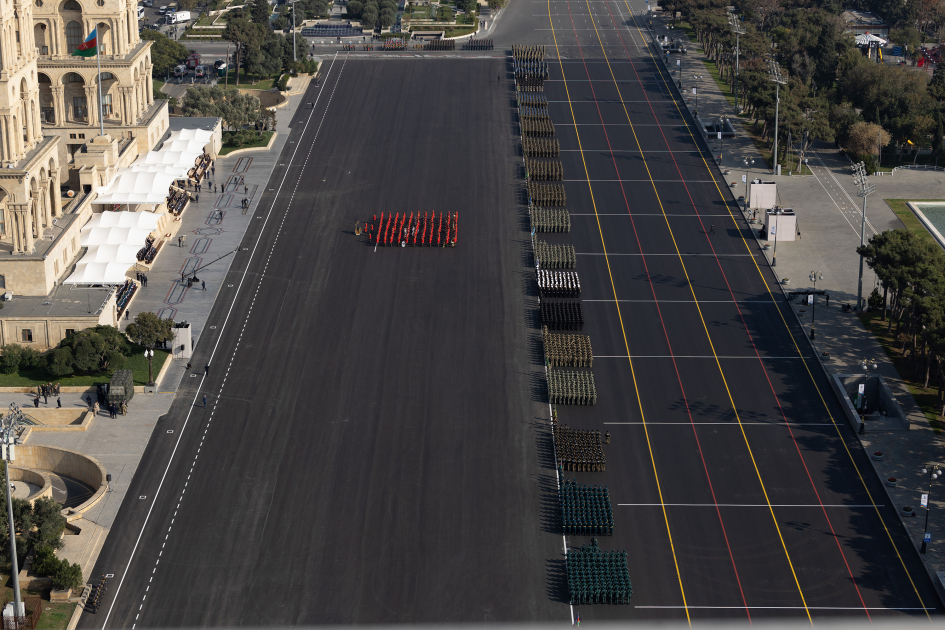 President Ilham Aliyev, First Lady Mehriban Aliyeva, President Erdoğan, Pakistani PM attend Military Parade in Baku (PHOTO/VIDEO)