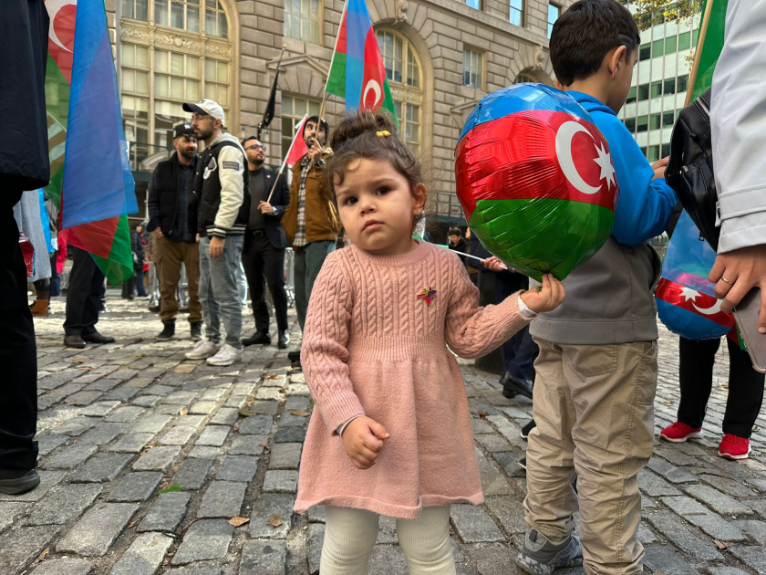 National flag of Azerbaijan raised in famous New York park (PHOTO)