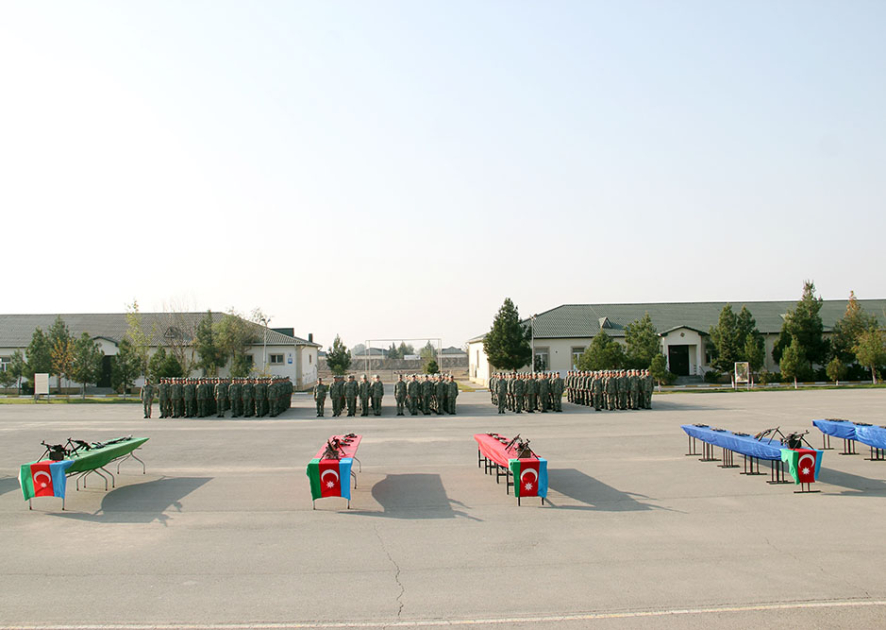 Azerbaijan Army holds military oath-taking ceremonies (PHOTO)