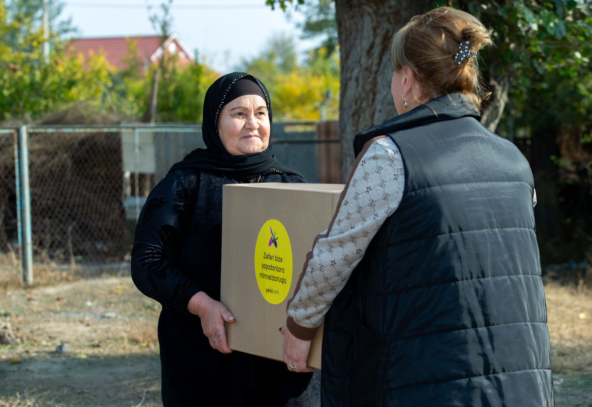 Yelo Bank marks Victory Day with social campaign in Khojavend (PHOTO)