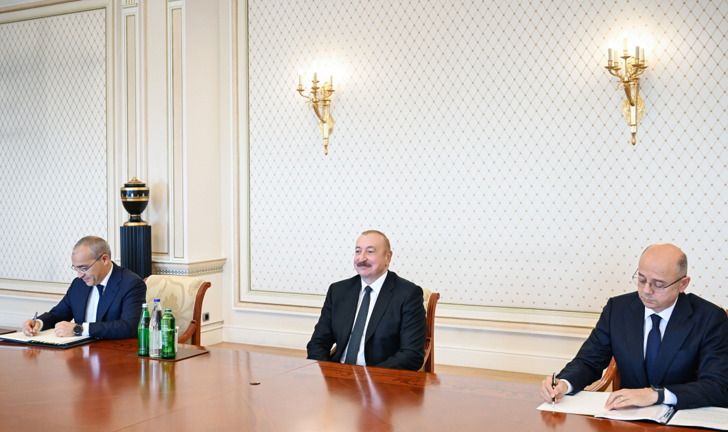President Ilham Aliyev receives delegation of China's China Datang Corporation Ltd. (PHOTO/VIDEO)
