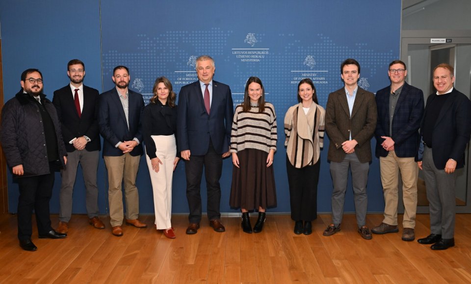 U.S. advisors to Congress arrive in Lithuania for crucial strategic discussions