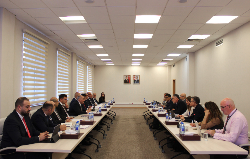 Azerbaijani Finance Ministry, World Bank review digital financial systems