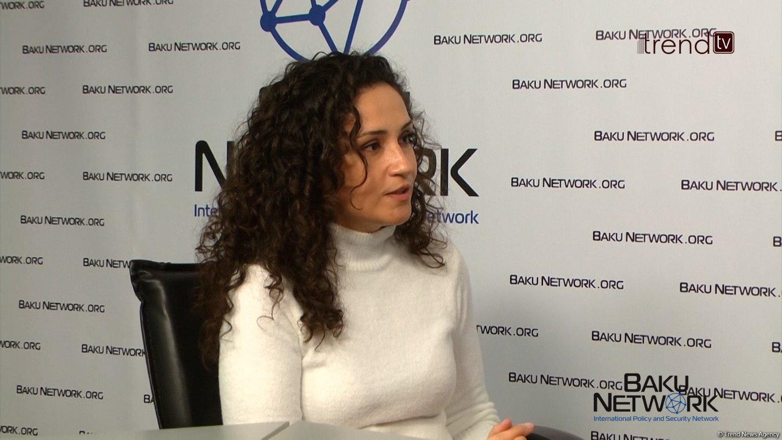 Role of human creativity in breaking stereotypes, uniting nations - Saida Tagizade on ‘Dialogue with Tofig Abbasov’ (PHOTO/VIDEO)