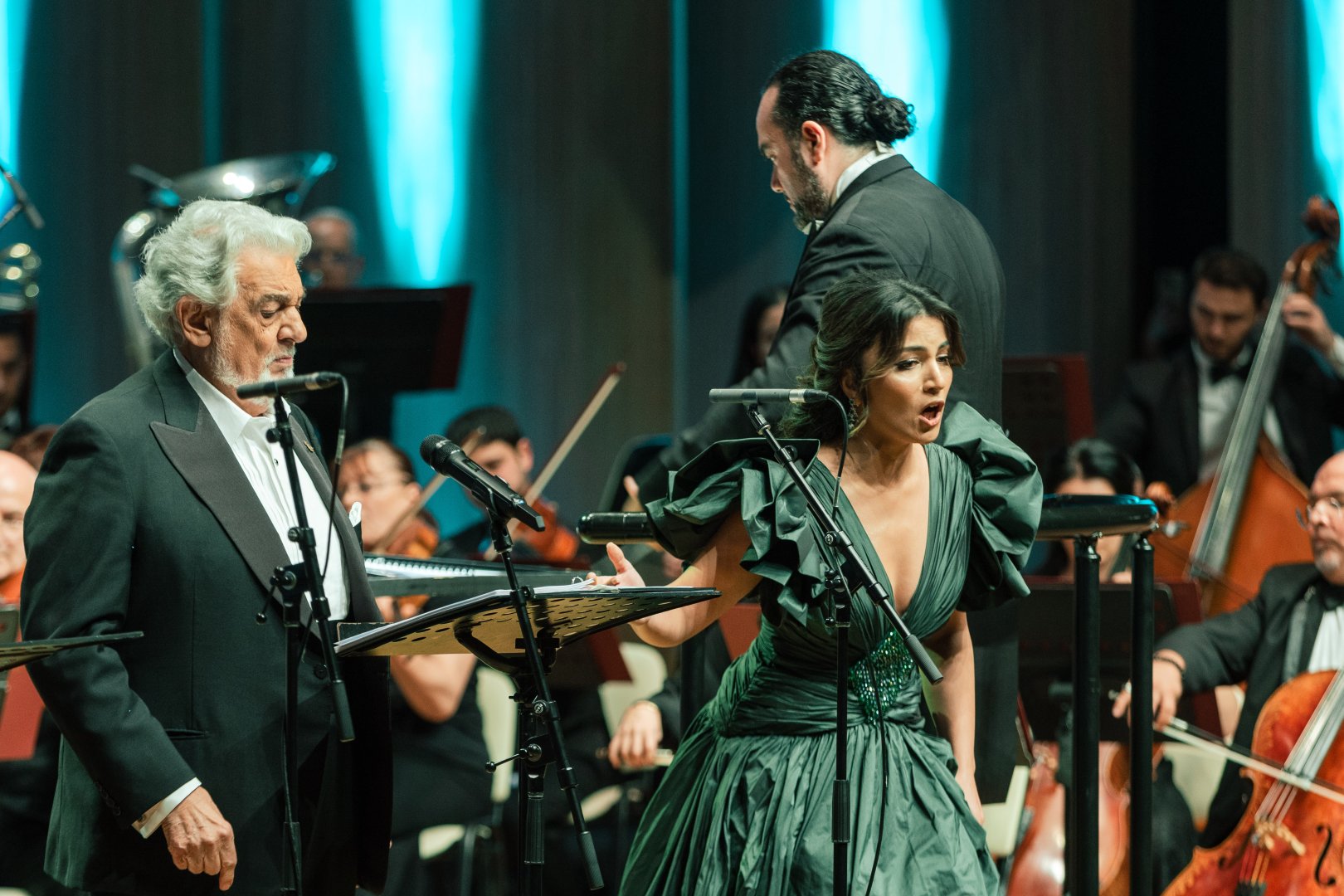 Heydar Aliyev Foundation VP Leyla Aliyeva attends Plácido Domingo's concert at Heydar Aliyev Center (PHOTO/VIDEO)