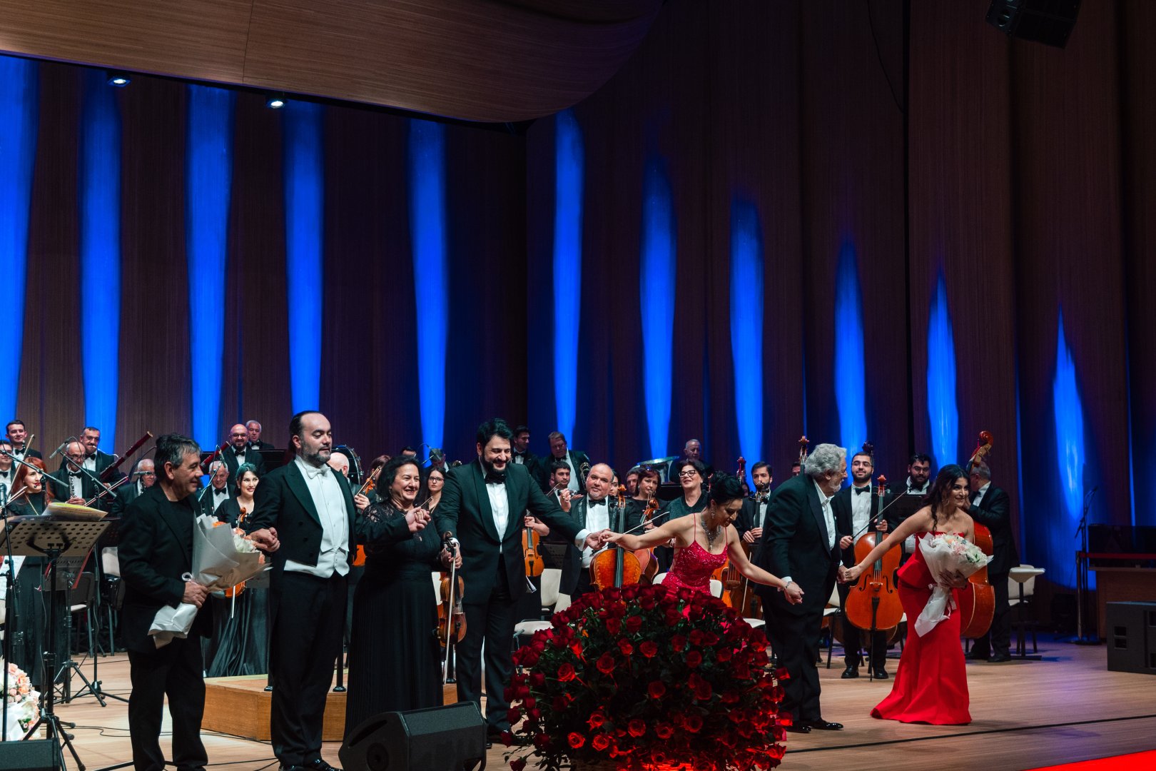 Heydar Aliyev Foundation VP Leyla Aliyeva attends Plácido Domingo's concert at Heydar Aliyev Center (PHOTO/VIDEO)