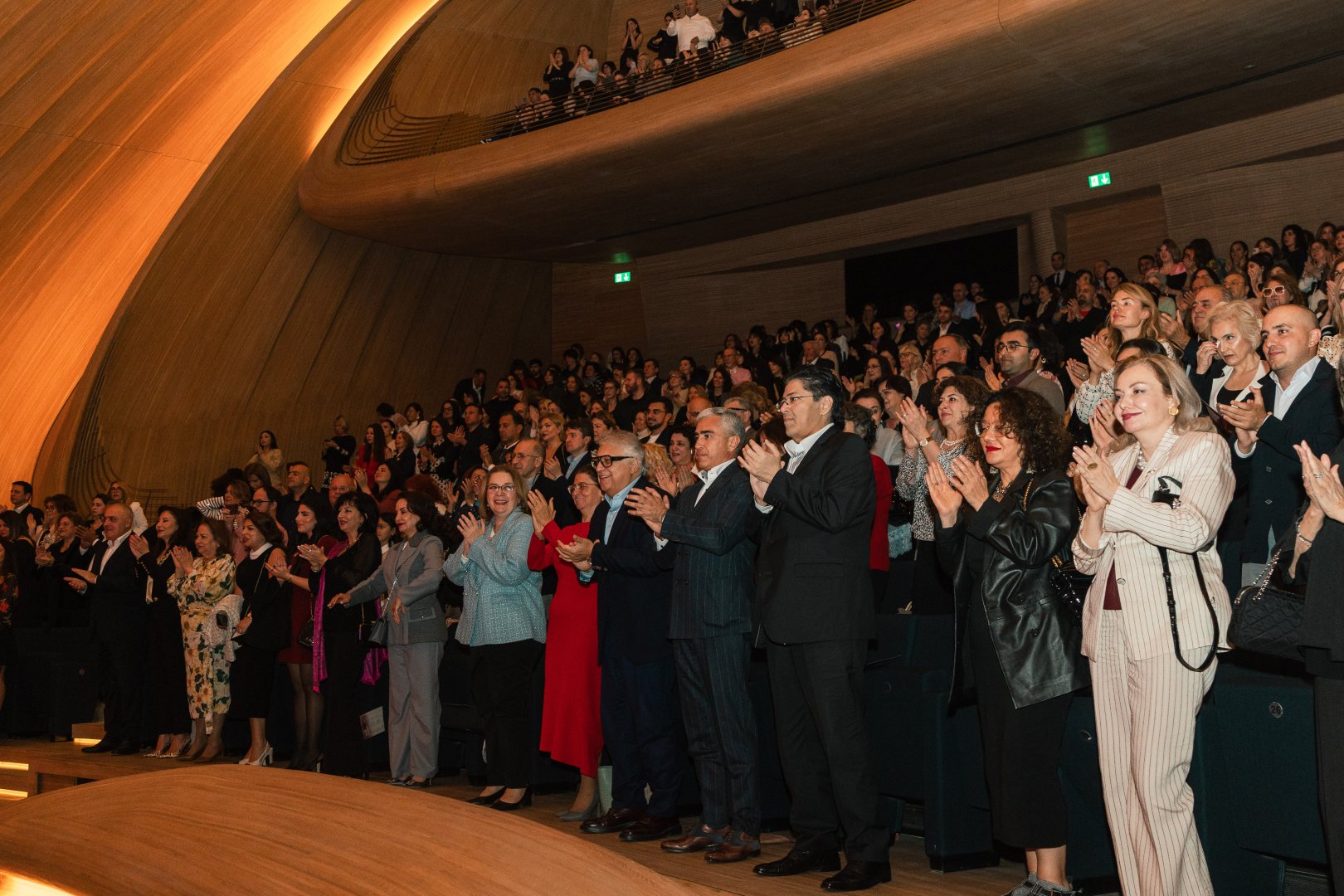 Heydar Aliyev Foundation VP Leyla Aliyeva attends Plácido Domingo's concert at Heydar Aliyev Center (PHOTO/VIDEO)