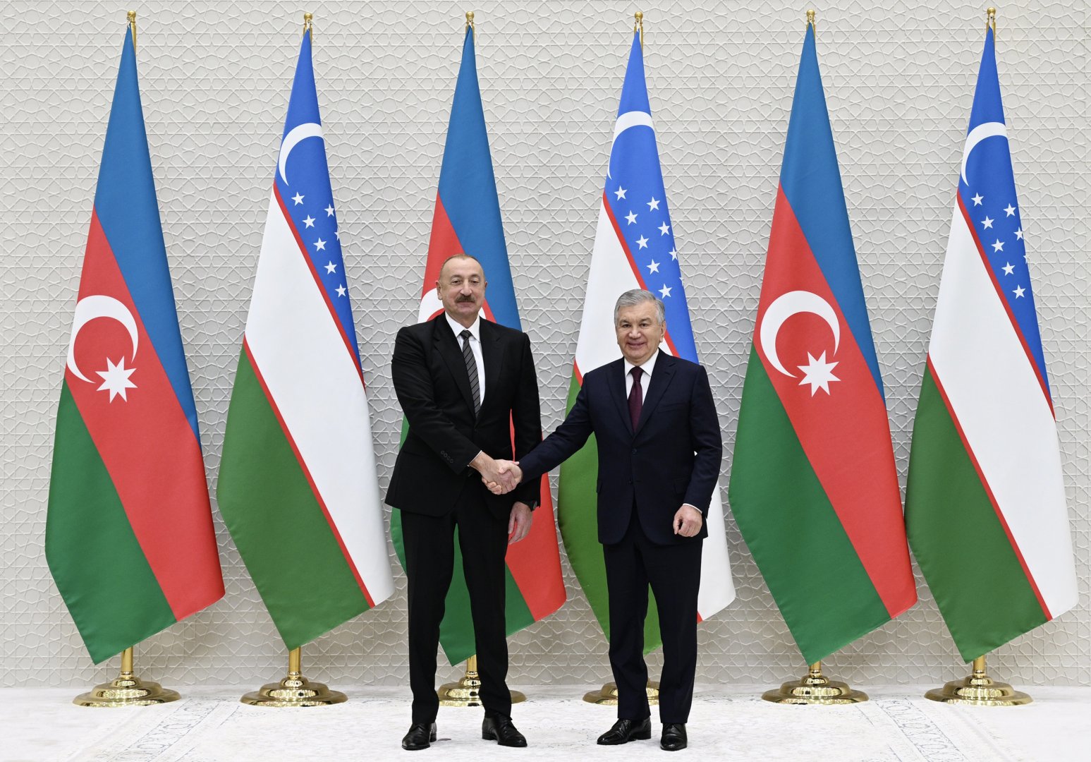 President Ilham Aliyev, President Shavkat Mirziyoyev hold one-on-one meeting in Tashkent (PHOTO/VIDEO)