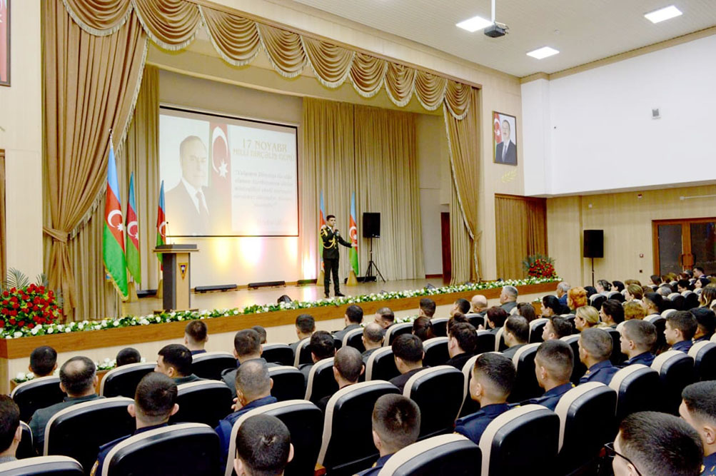 Azerbaijani Army celebrates National Revival Day (PHOTO)