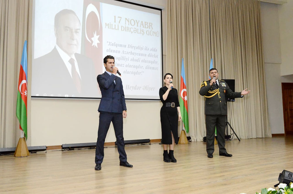 Azerbaijani Army celebrates National Revival Day (PHOTO)