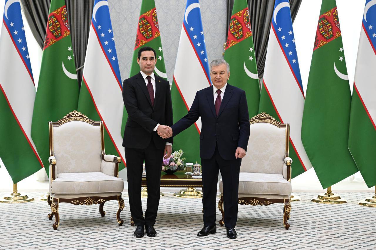 Uzbekistan, Turkmenistan take co-op to new heights with $1B trade boom