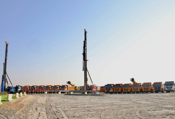 KazMunayGas begins piling works for gas separation complex in its Atyrau region