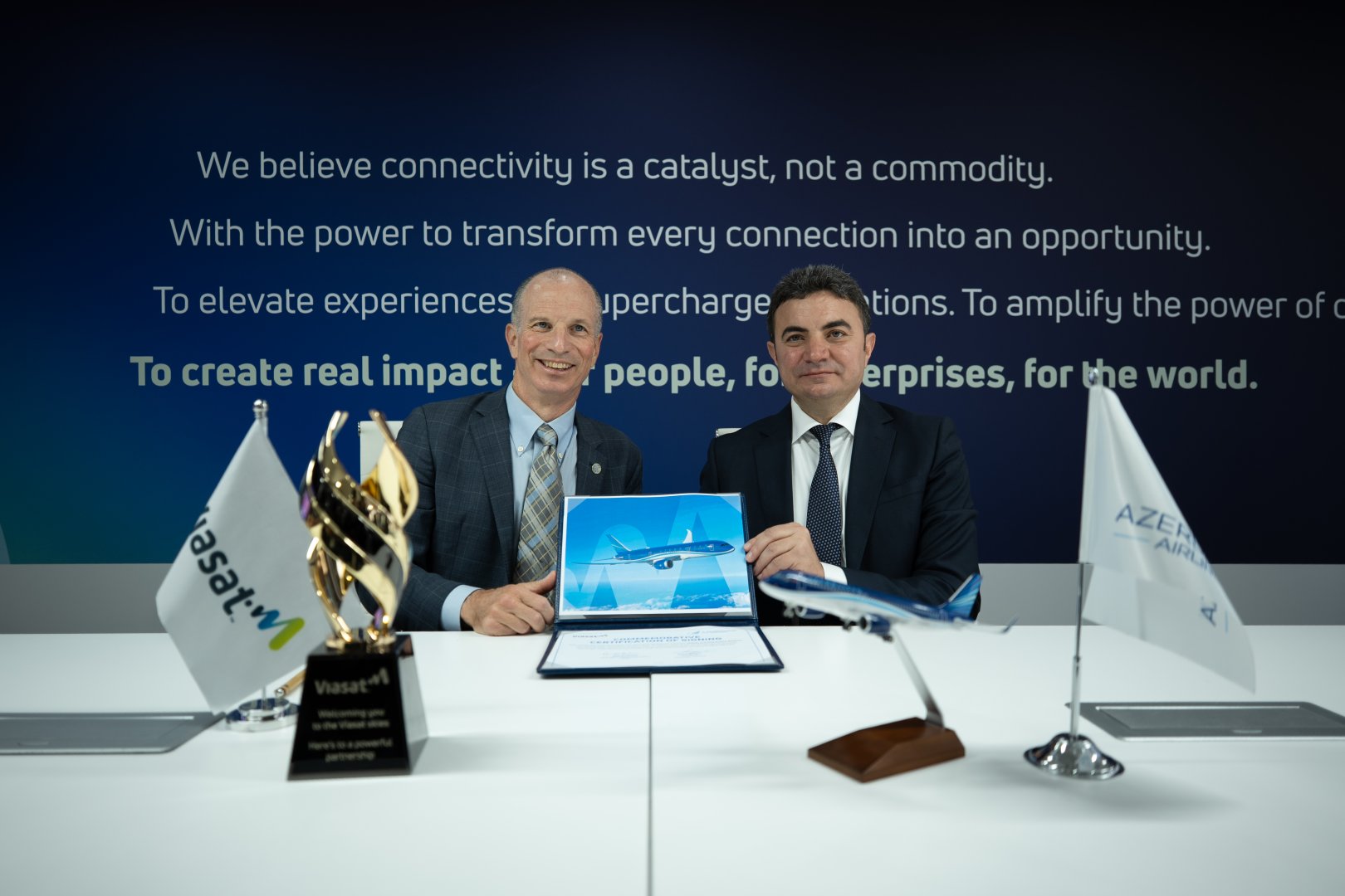 AZAL and Viasat sign agreement to equip aircraft with high-speed internet
