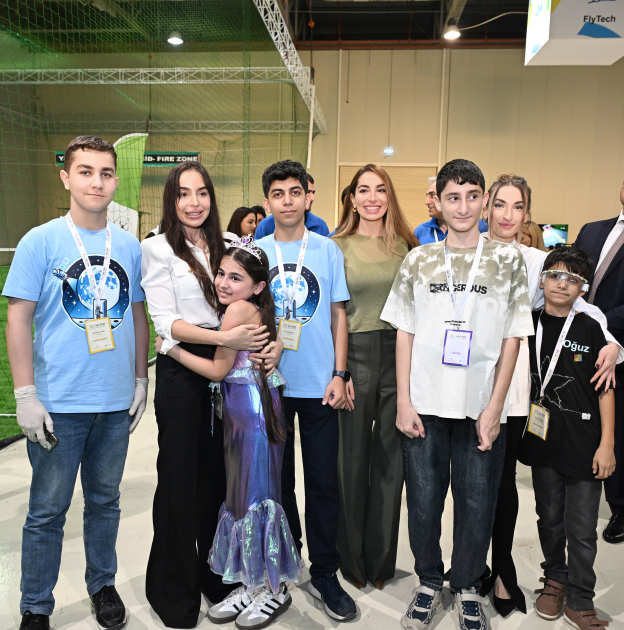 Vice-President of Heydar Aliyev Foundation Leyla Aliyeva visits International STEAM Azerbaijan Festival 2025 (PHOTO)